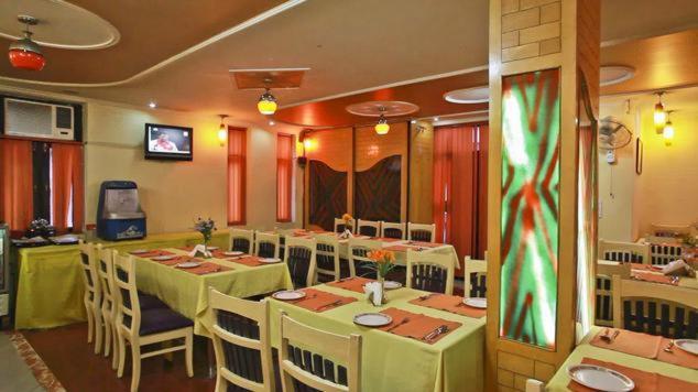 Sun Hotel Haridwar Bagian luar foto