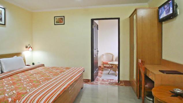 Sun Hotel Haridwar Bagian luar foto